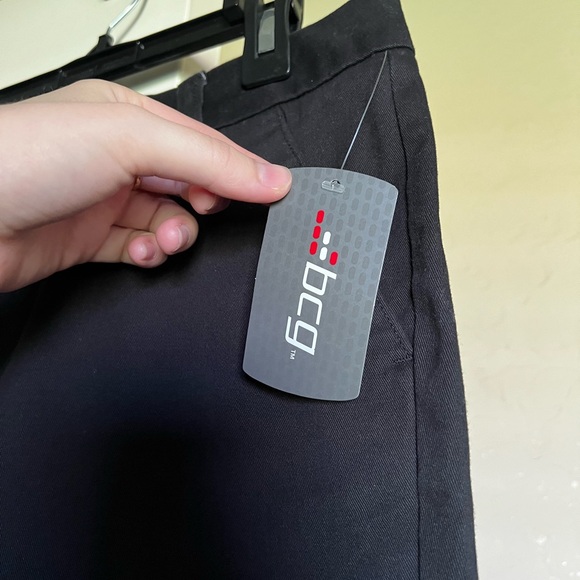 BCG Women’s Active Golf Shorts - Black - Picture 3 of 3